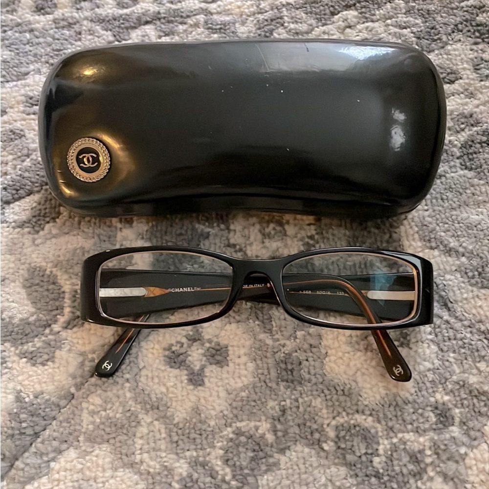 Authentic Chanel glasses - Picture 2 of 6